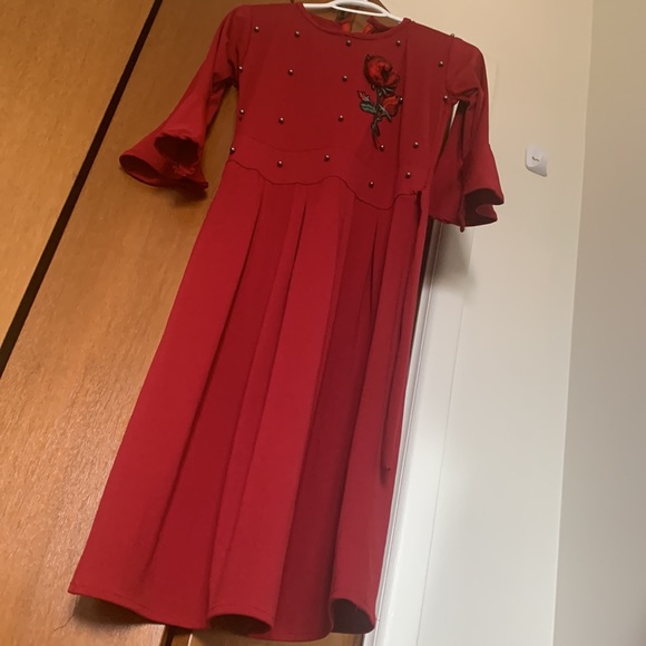 Very cute red dress - Picture 2 of 2